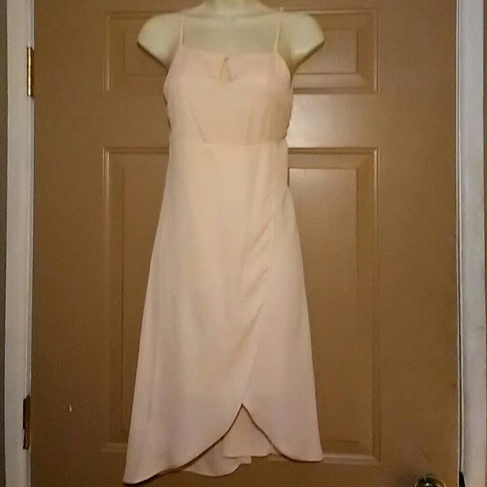 NWT LESHOP DRESS-SIZE SMALL-SOOO CUTE